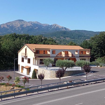 Hotel Ristorante Villa Terry Лаурия Инфериоре Экстерьер фото