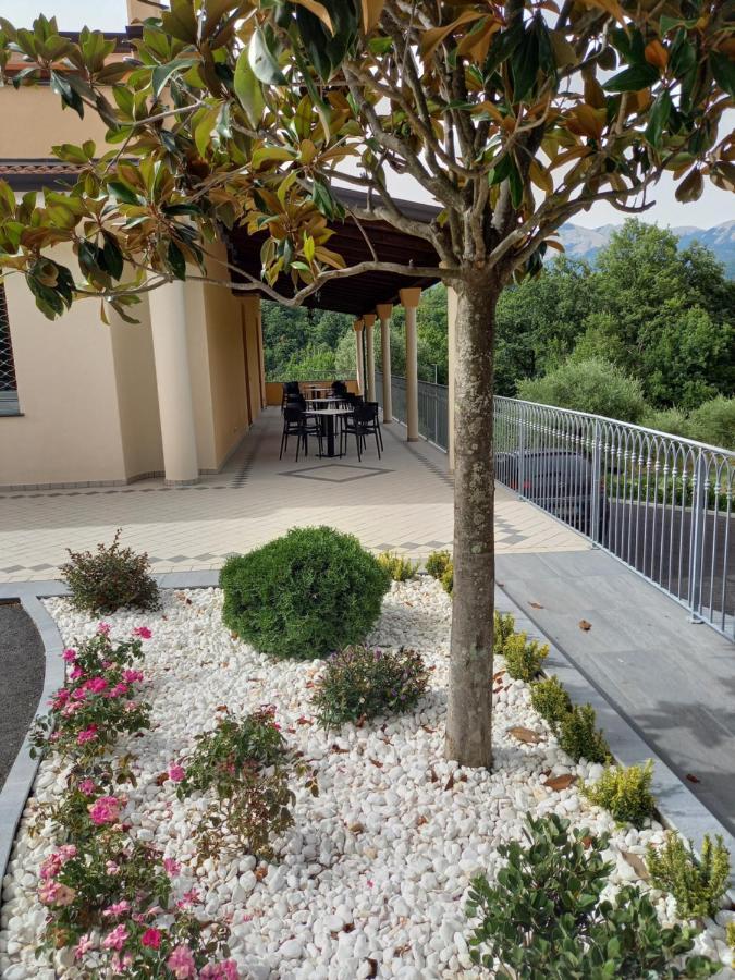 Hotel Ristorante Villa Terry Лаурия Инфериоре Экстерьер фото